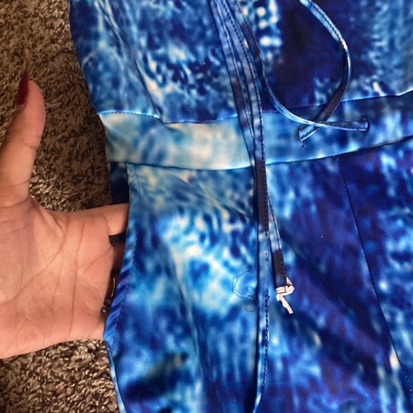 Jumpsuit! - Picture 6 of 9